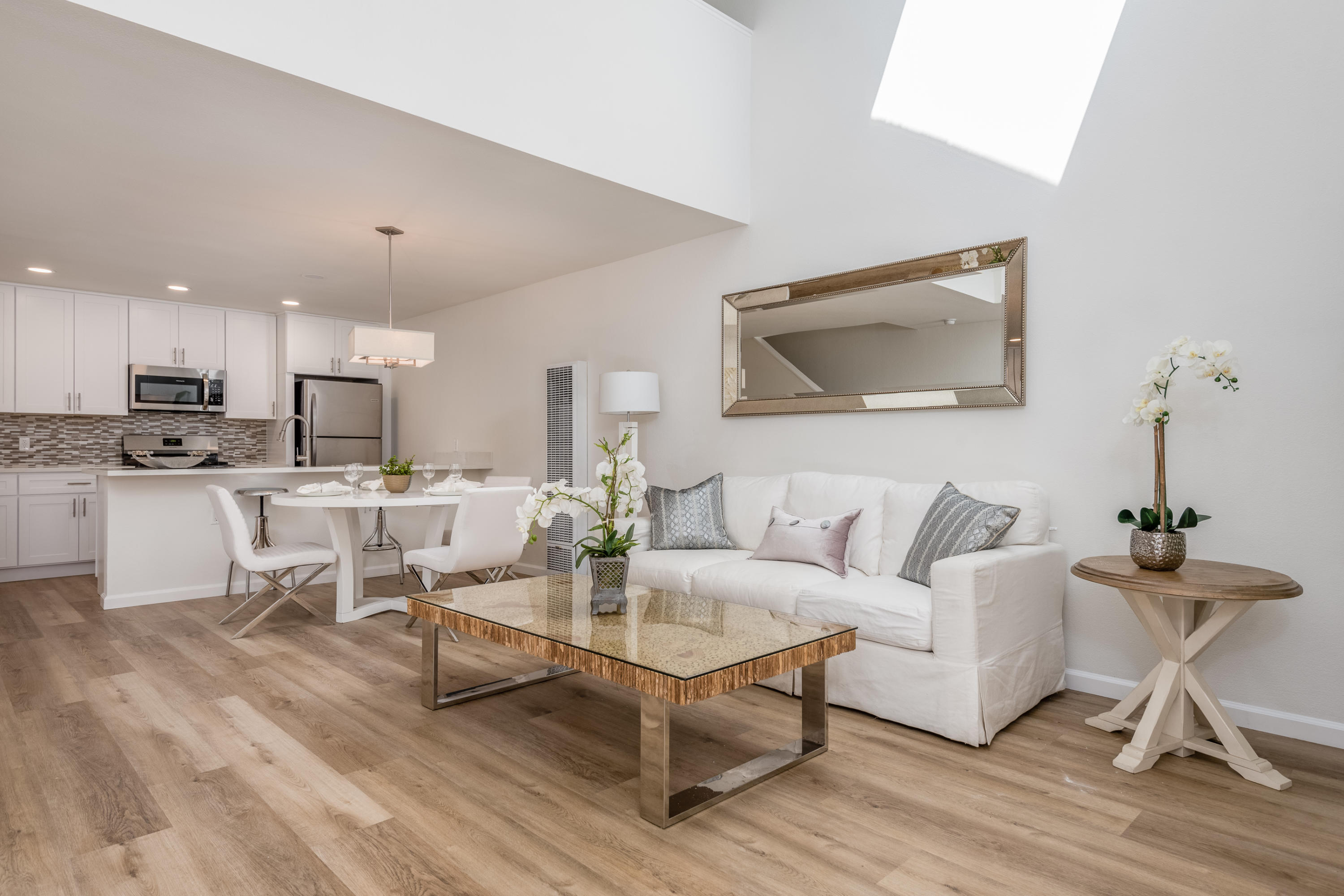 07-Living Room