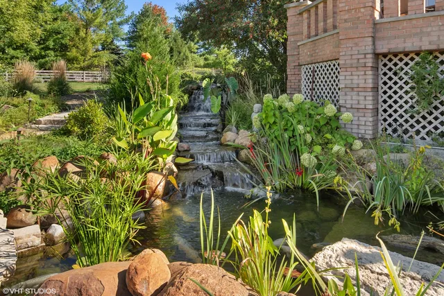 $1,899,900 | 11 Moate Lane, Barrington Hills, IL 60010