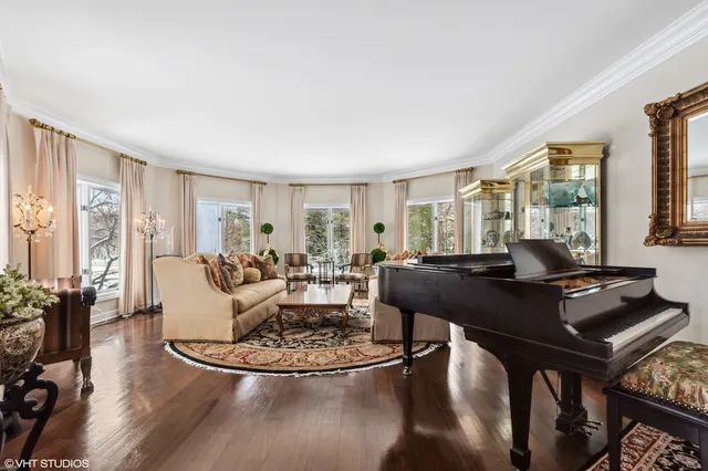 $1,899,900 | 11 Moate Lane, Barrington Hills, IL 60010