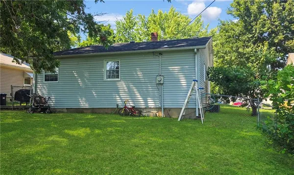 $128,500 | 409 West 26th Street, Higginsville, MO 64037