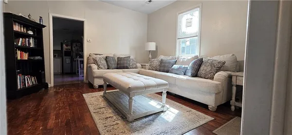 $128,500 | 409 West 26th Street, Higginsville, MO 64037