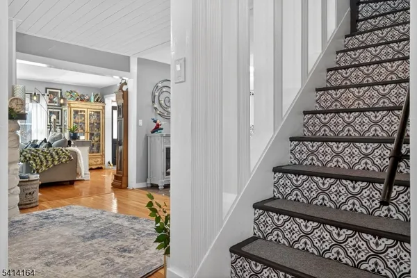 $899,900 | 151 Beechwood Avenue, Middlesex, NJ 08846