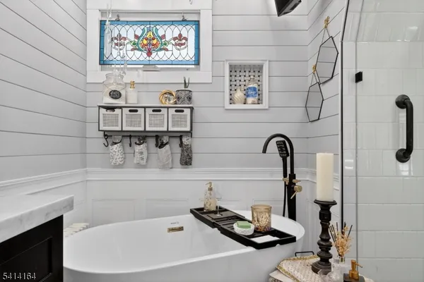 $899,900 | 151 Beechwood Avenue, Middlesex, NJ 08846