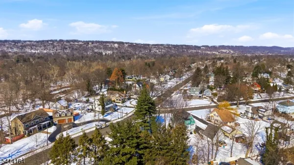 $899,900 | 151 Beechwood Avenue, Middlesex, NJ 08846