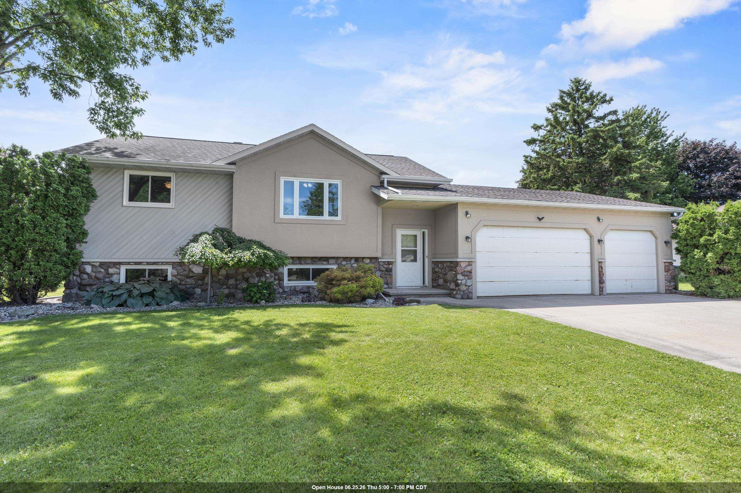 N469 Mayflower Road Appleton, WI 54914 - Photo 1 of 67