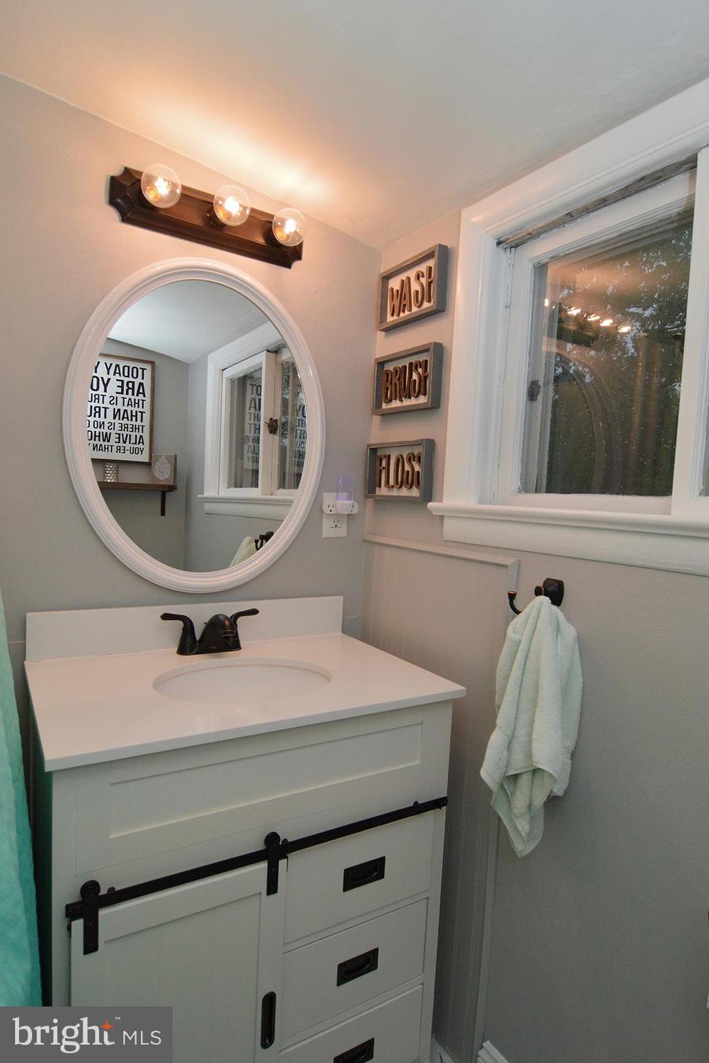 234 Jefferson Boulevard Reading, PA 19609 - Photo 21 of 36