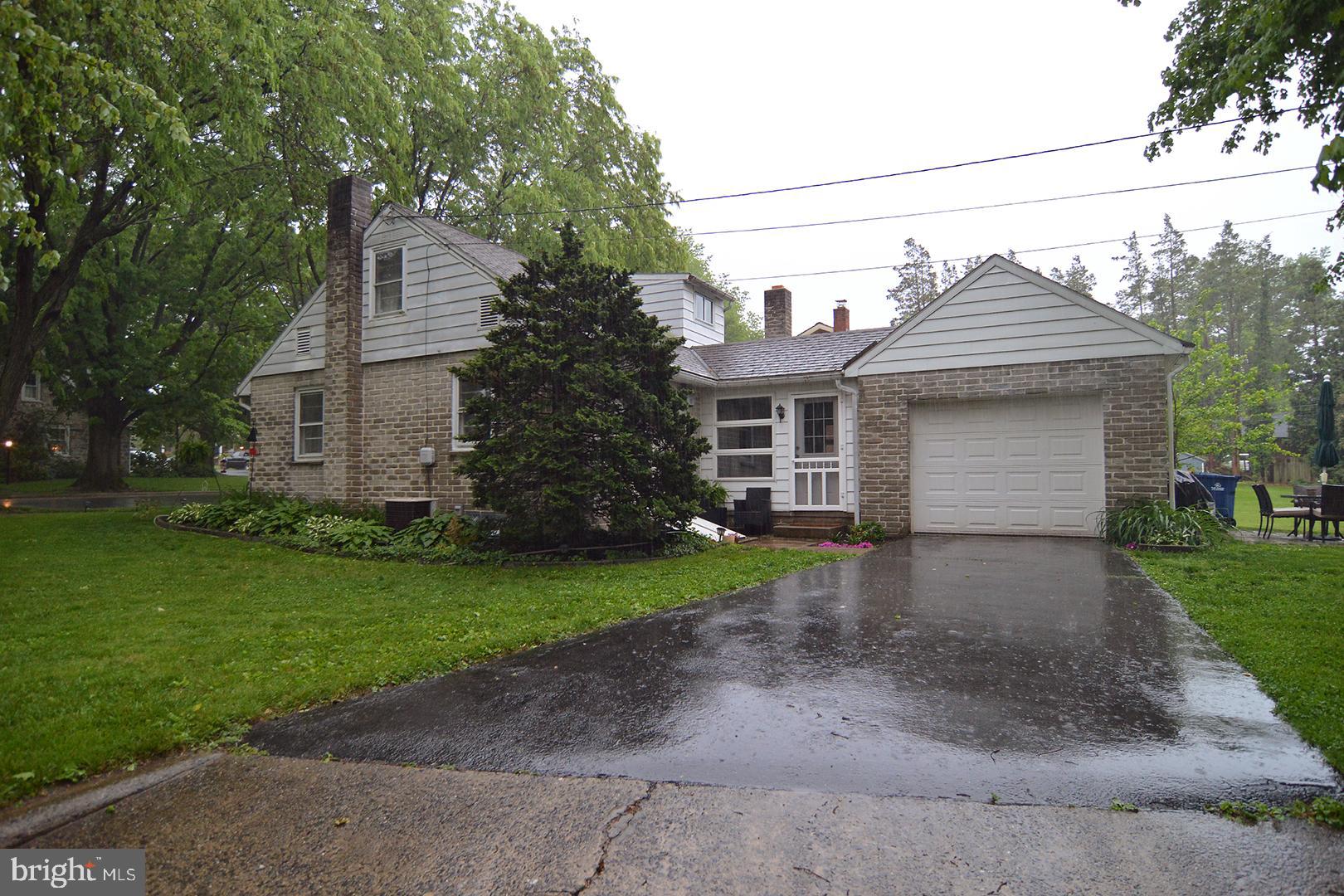 234 Jefferson Boulevard Reading, PA 19609 - Photo 32 of 36