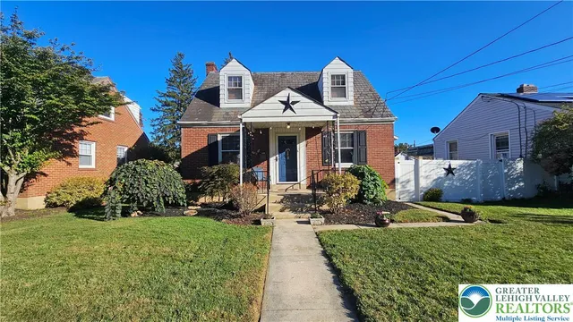 $285,000 | 1065 Easton Road, Hellertown, PA 18055