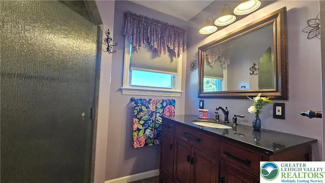 $285,000 | 1065 Easton Road, Hellertown, PA 18055