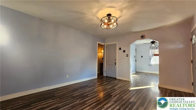 $285,000 | 1065 Easton Road, Hellertown, PA 18055