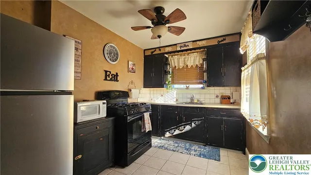 $285,000 | 1065 Easton Road, Hellertown, PA 18055