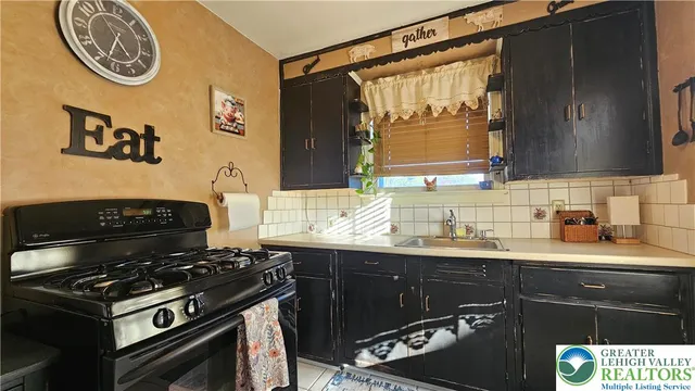 $285,000 | 1065 Easton Road, Hellertown, PA 18055