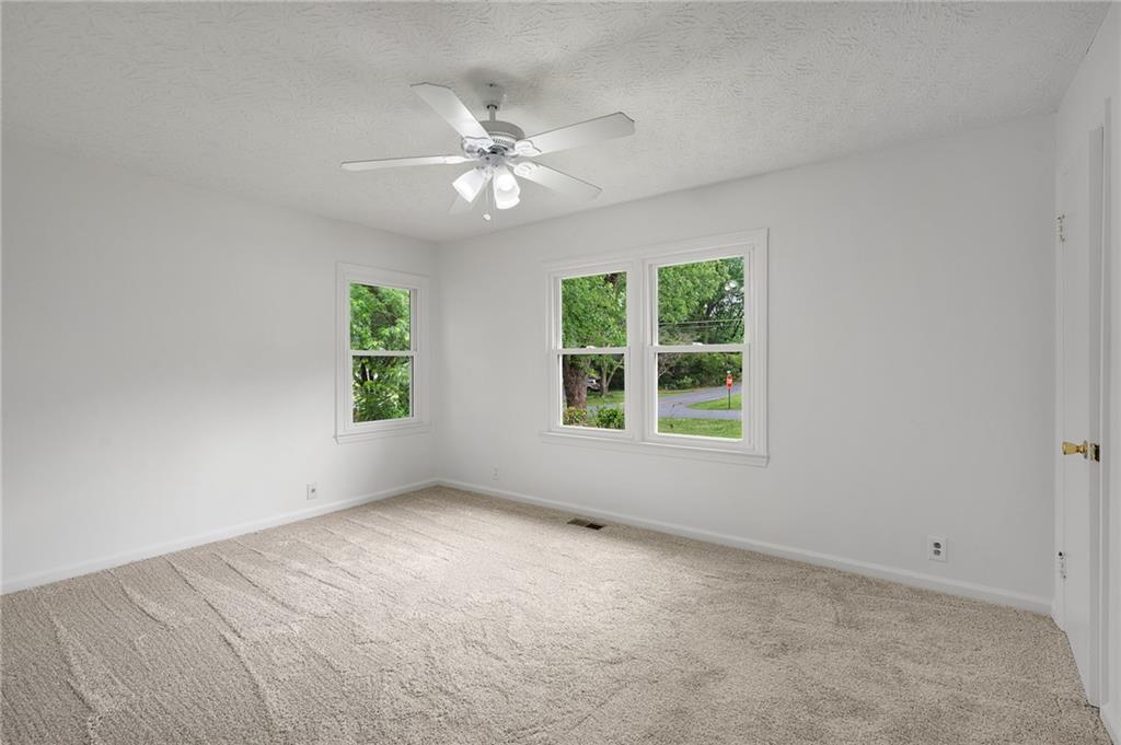 119 Hunt Drive Calhoun, GA 30701 - Photo 16 of 24