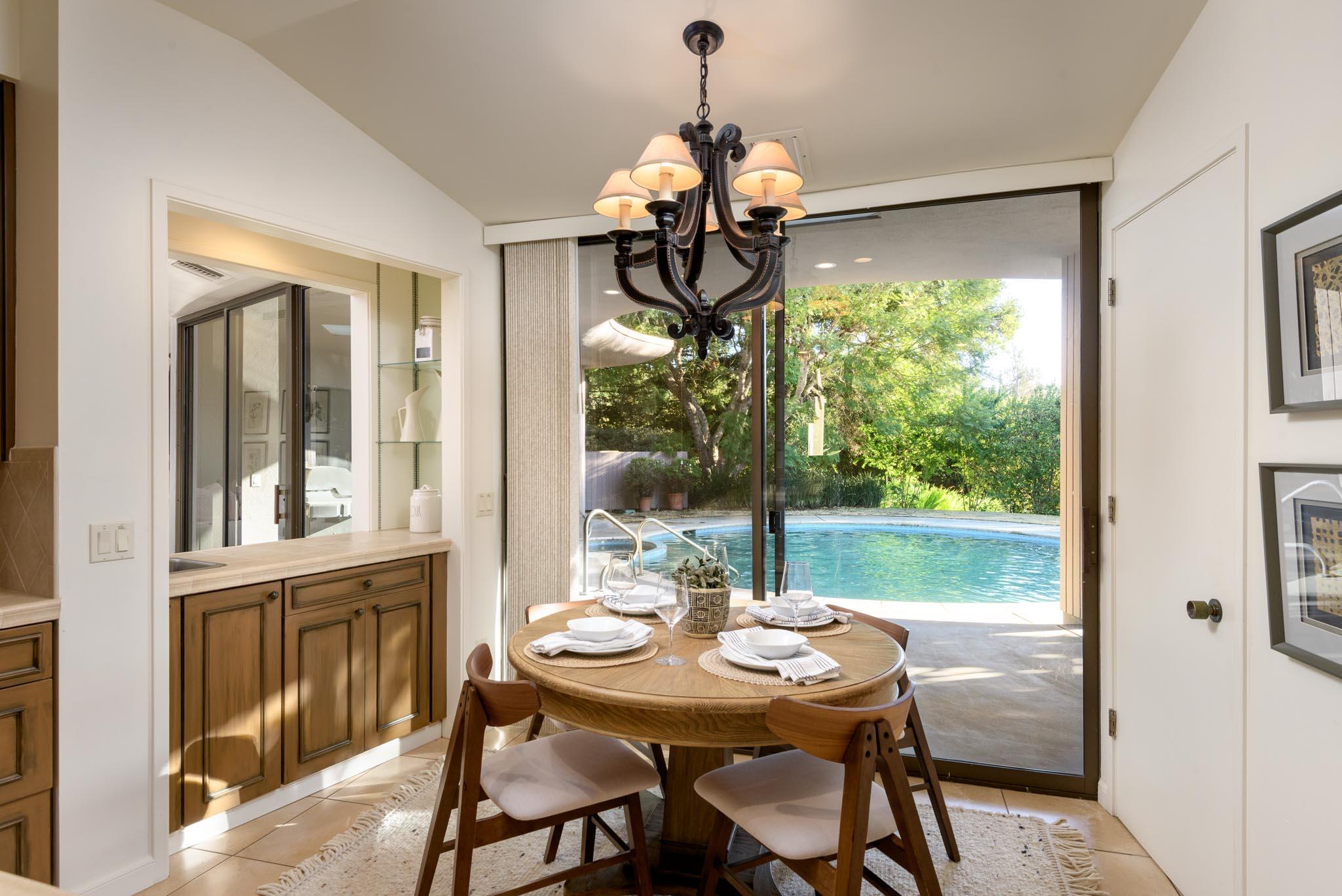 2141 10 Acre Road Montecito, CA 93108 - Photo 9 of 21 Breakfast