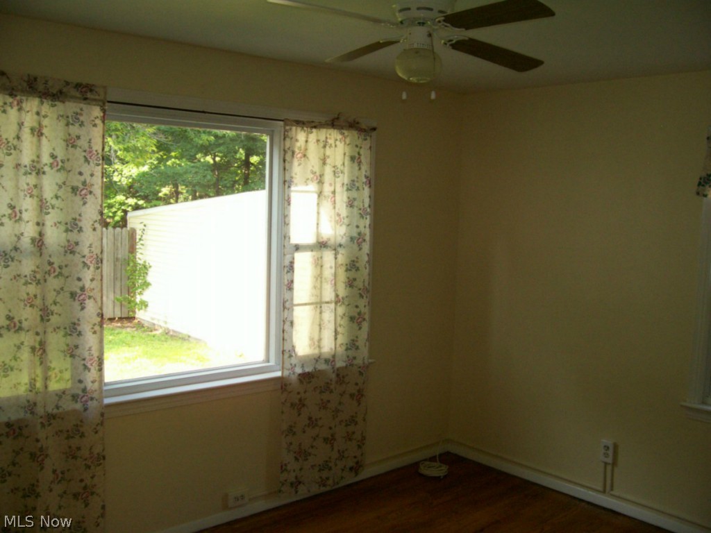 4583 Telhurst Road South Euclid, OH 44121 - Photo 13 of 25