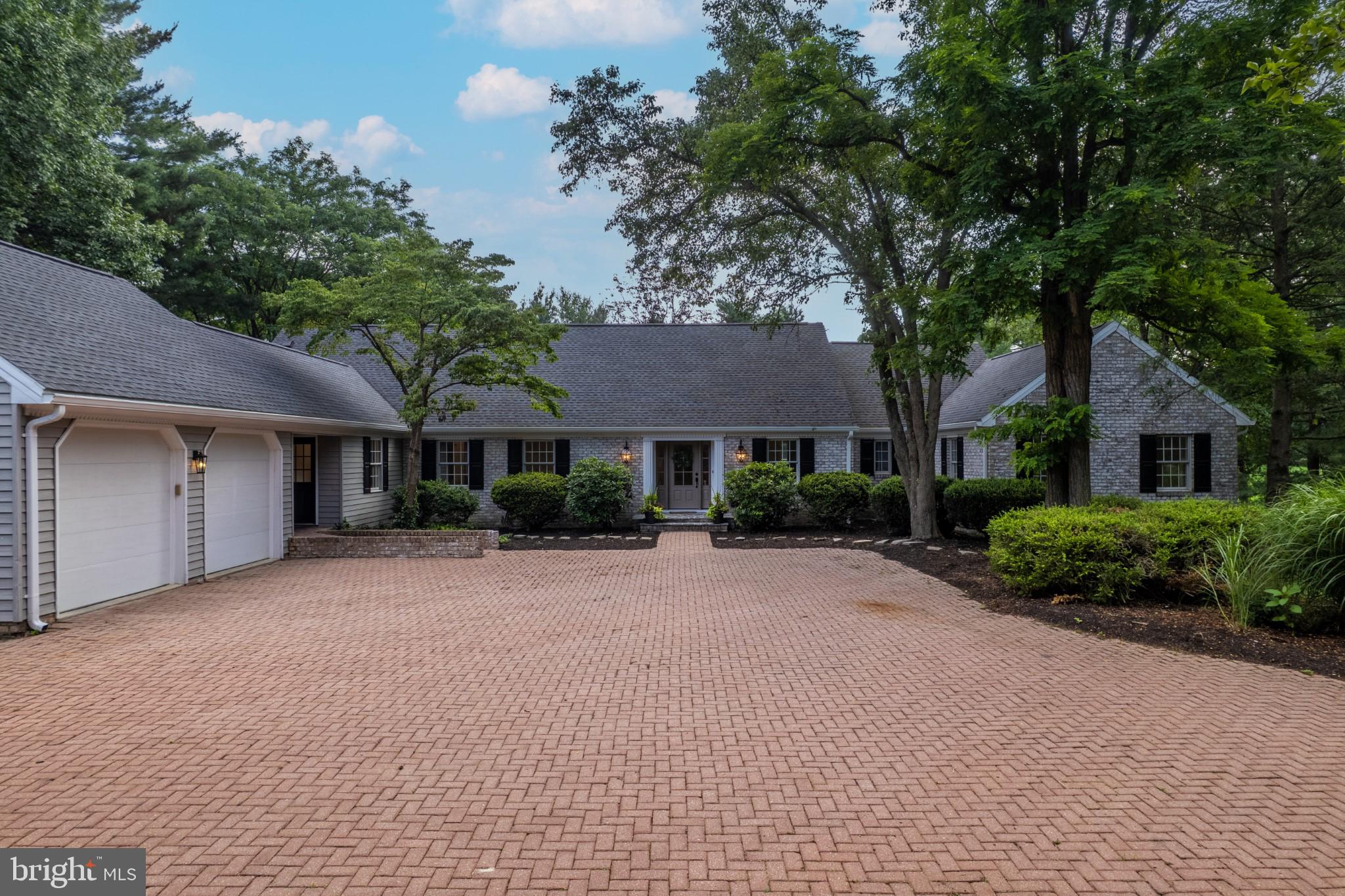 1570 Walker Road Chambersburg, PA 17202 - Photo 7 of 78