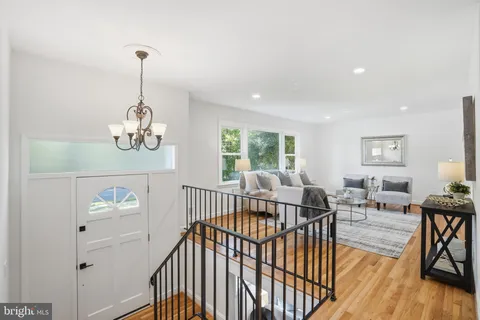$824,900 | 8410 Bound Brook Lane, Alexandria, VA 22309