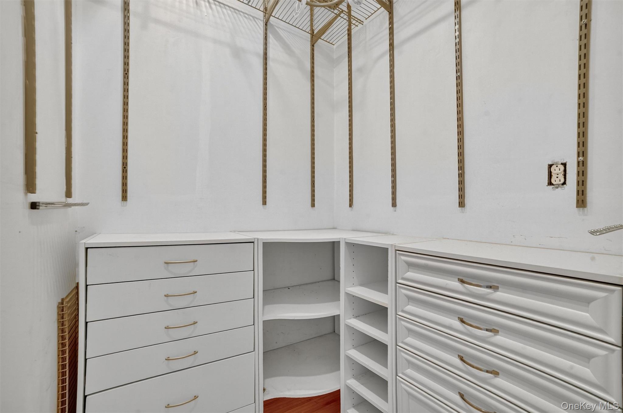 941 Jerome Avenue, Unit 8F Bronx, NY 10452 - Photo 15 of 17 a view of closet