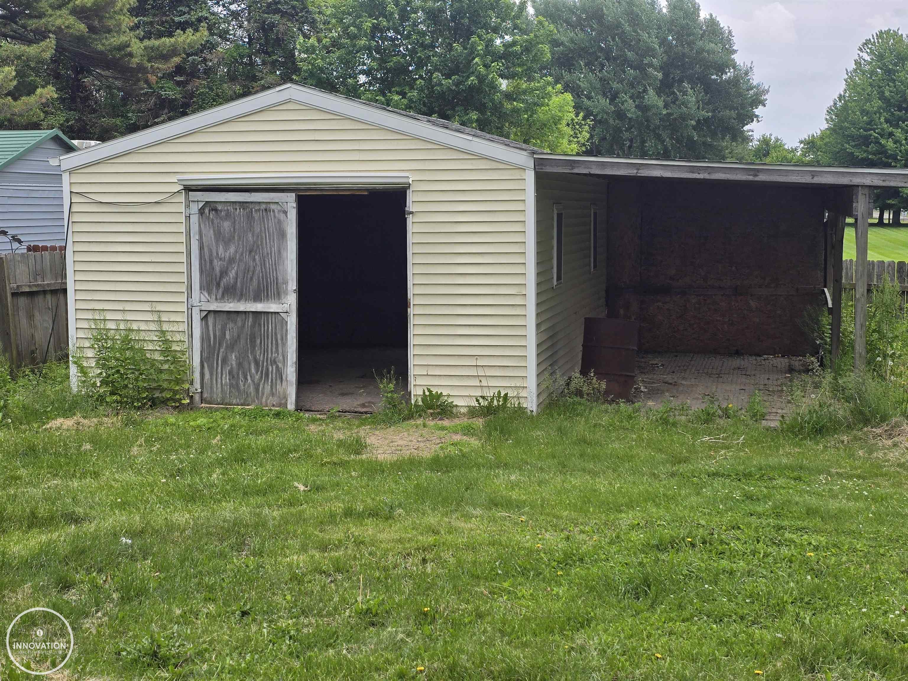 6515 Lakeshore Road Lexington, MI 48450 - Photo 30 of 31
