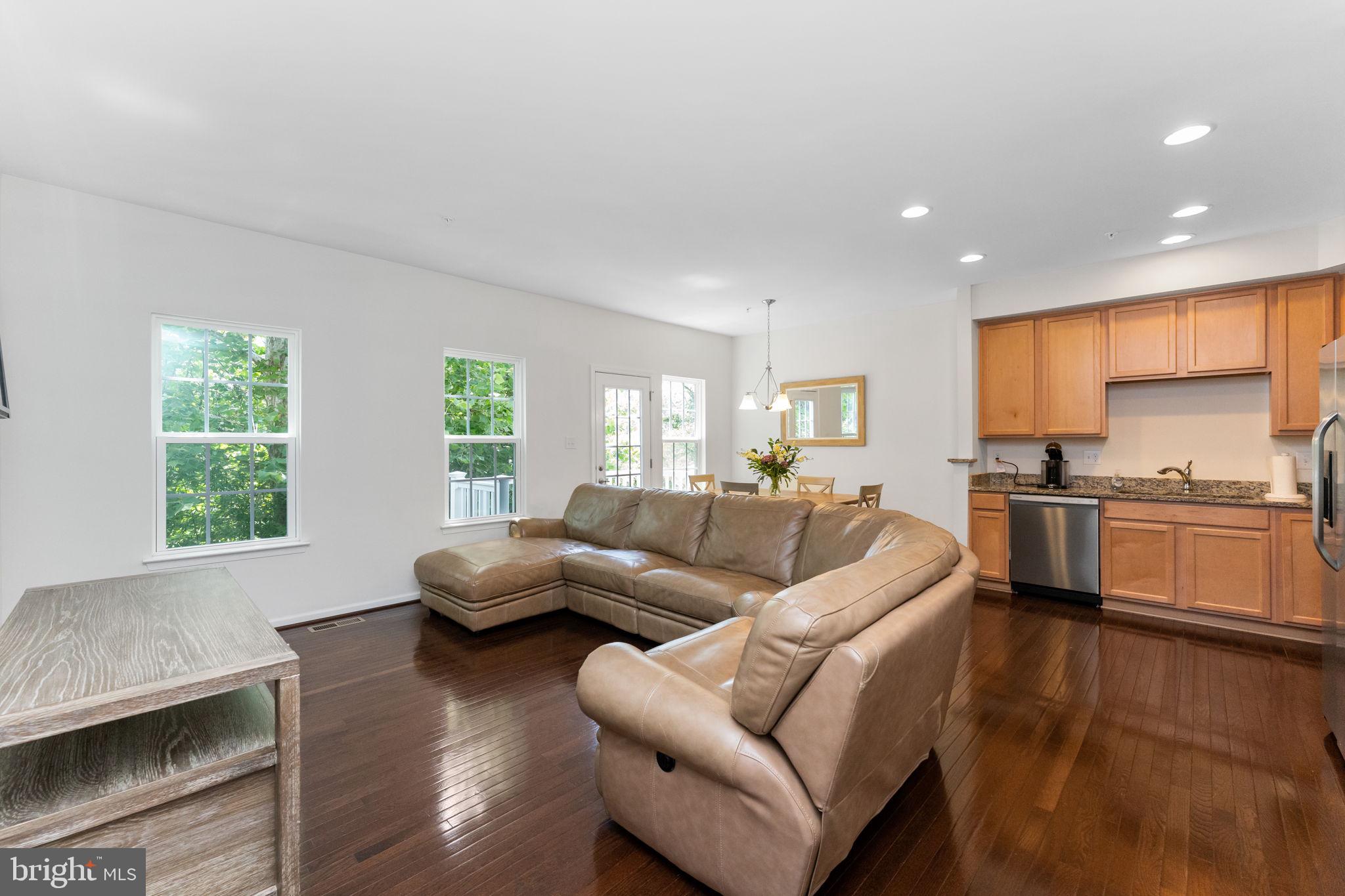 808 Sisler Road Phoenixville, PA 19460 - Photo 8 of 30 Gallery Image 8