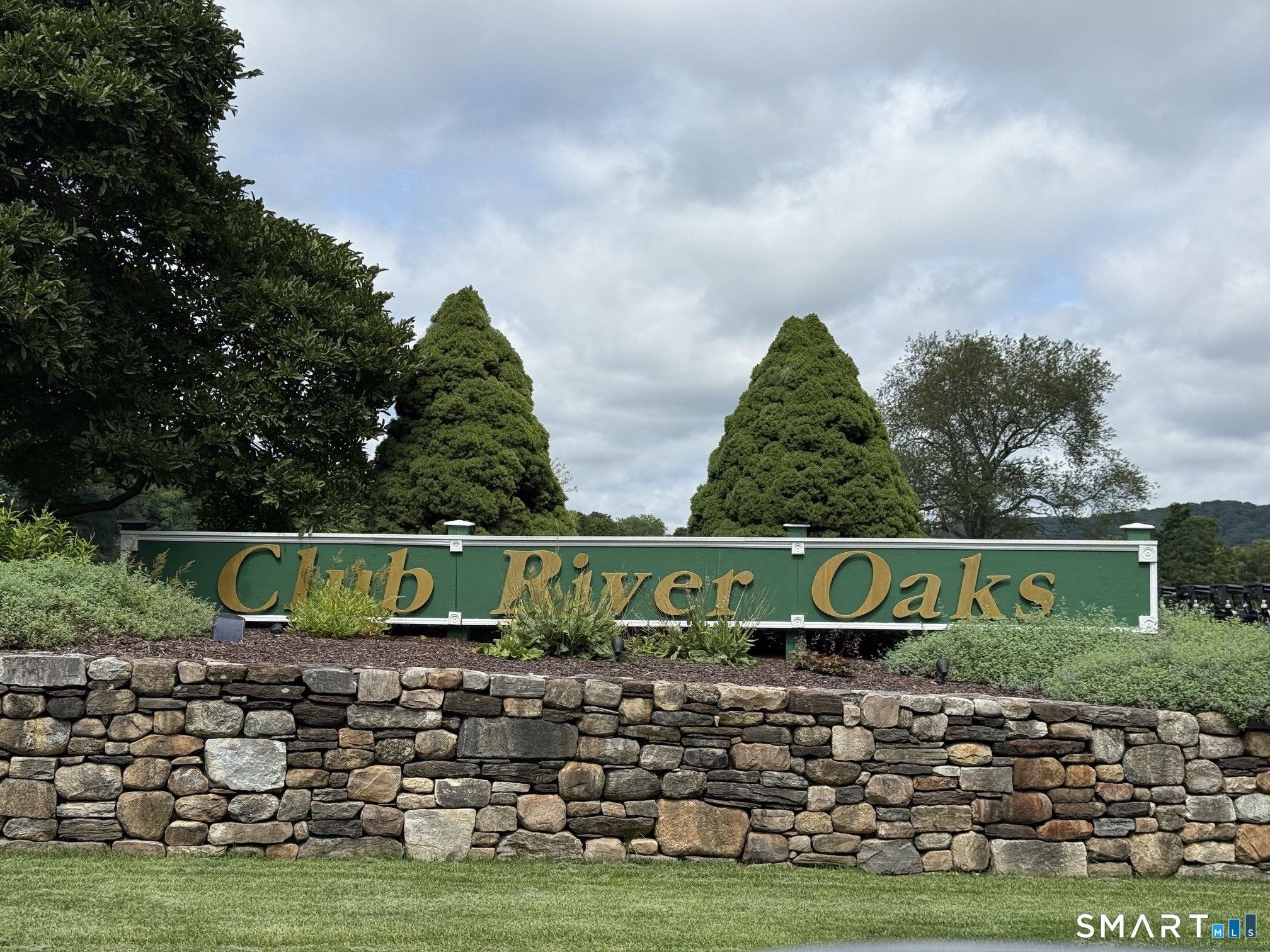97 Long River Road Sherman, CT 06784 - Photo 2 of 29 Welcome to Club @ River Oaks