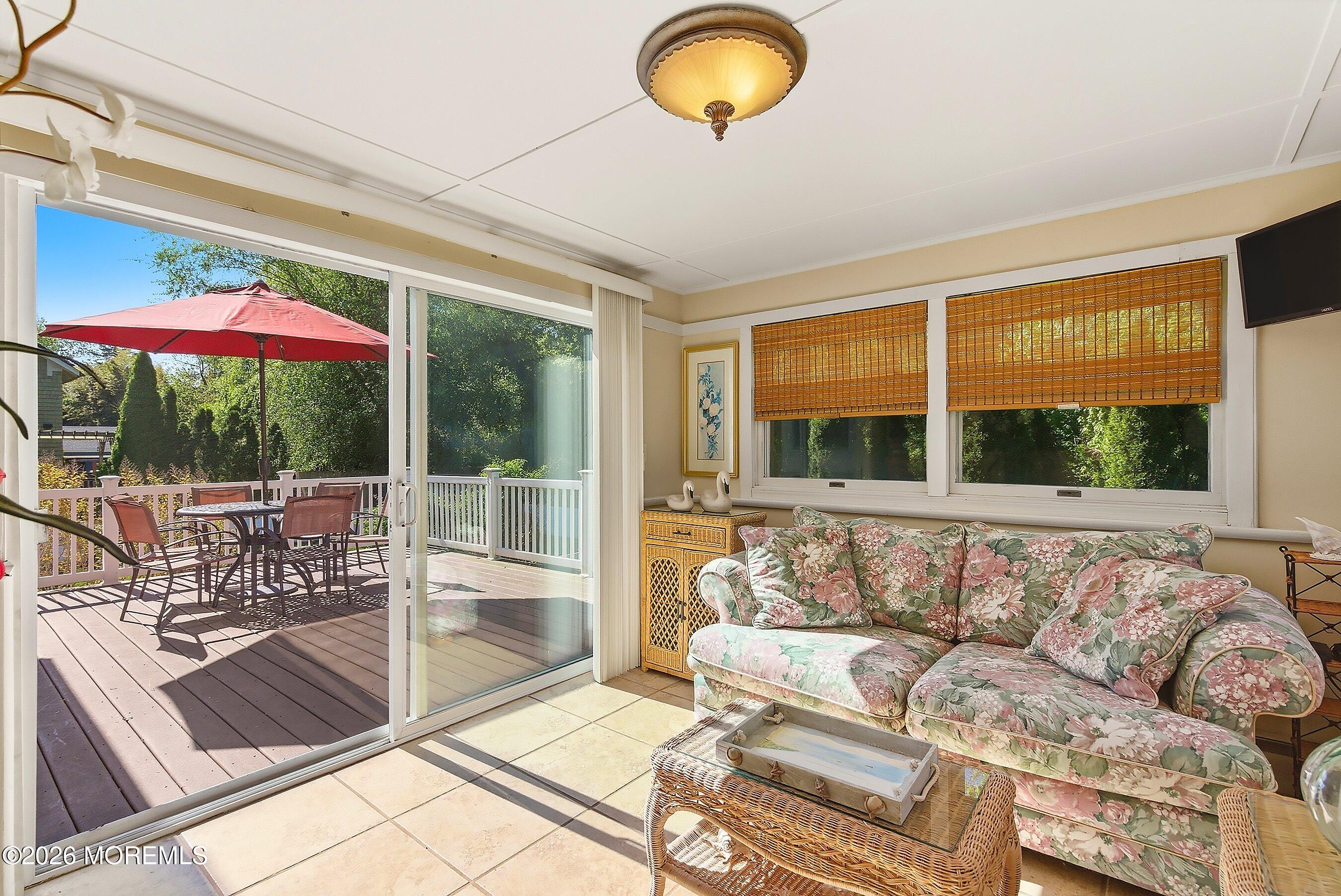 87 Manito Road Manasquan, NJ 08736 - Photo 11 of 48 18-Sitting Area