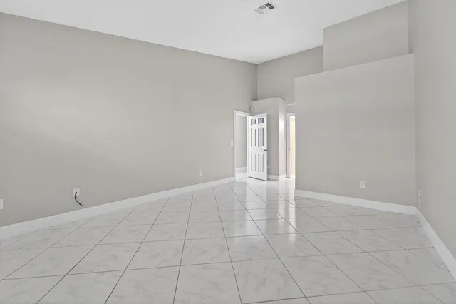 $449,000 | 13164 Quiet Woods Road, Unit B, Wellington, FL 33414