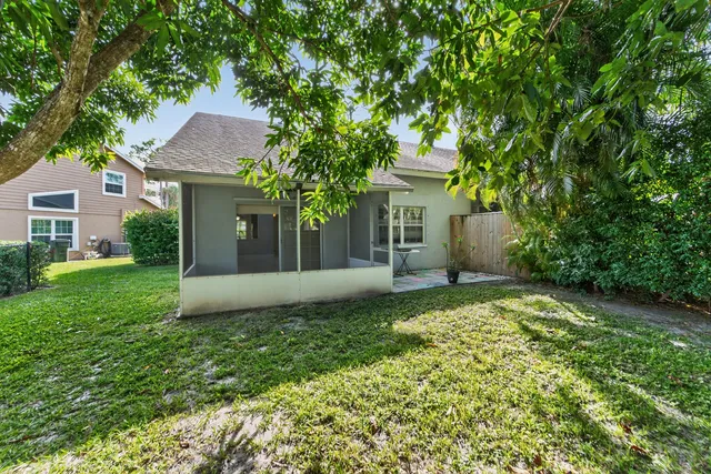 $449,000 | 13164 Quiet Woods Road, Unit B, Wellington, FL 33414