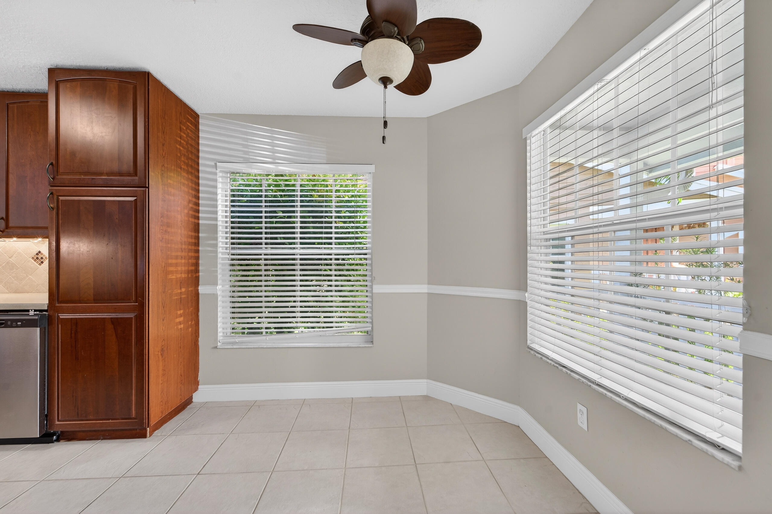 13164 Quiet Woods Road, Unit B Wellington, FL 33414 - Photo 8 of 48 Cozy Breakfast Nook
