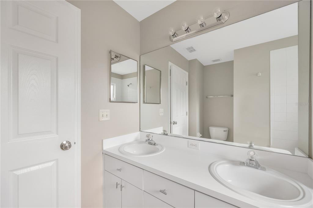 5806 Tanagerlake Road Lithia, FL 33547 - Photo 25 of 33