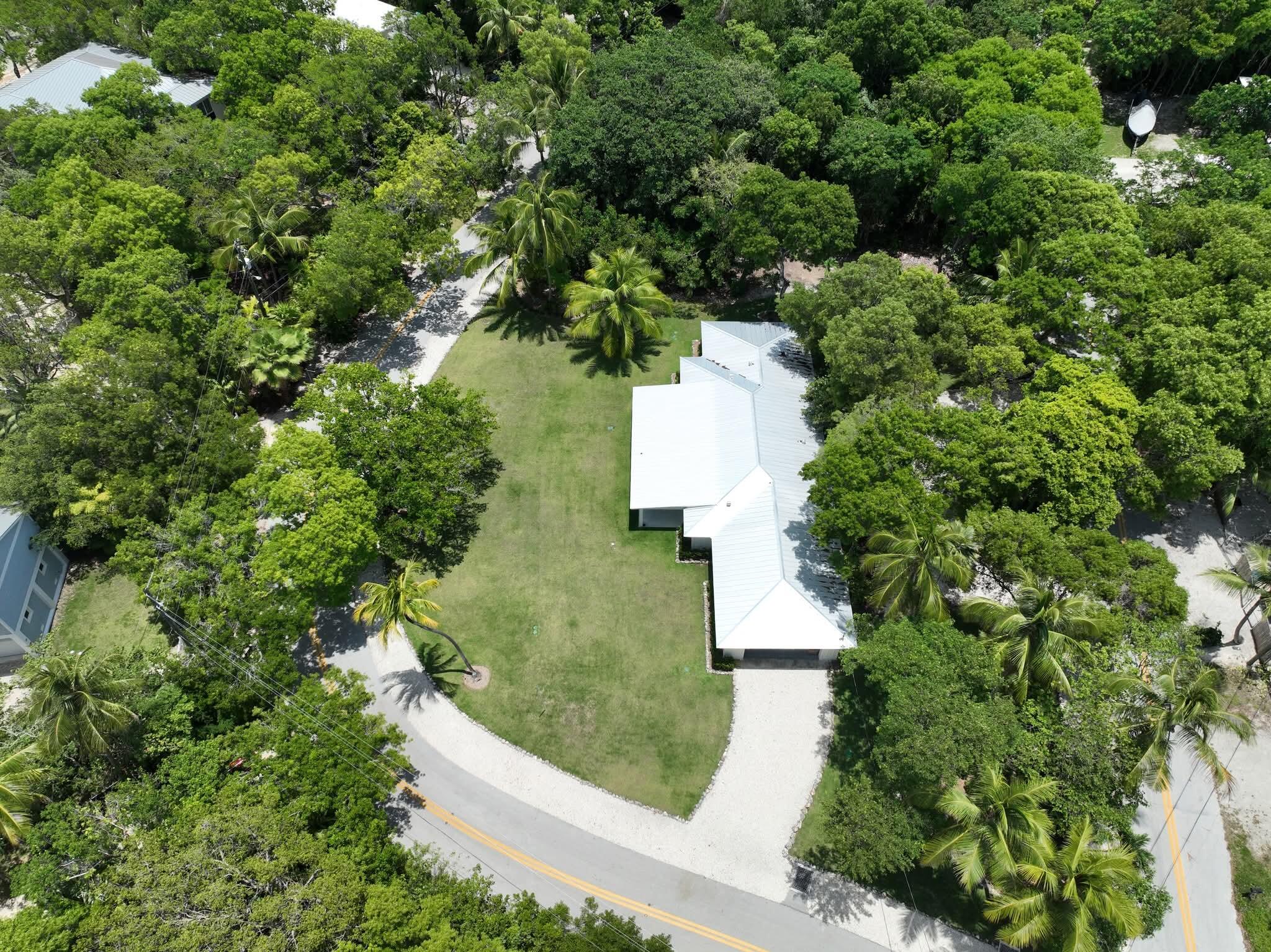 41 Sunset Road Key Largo, FL 33037 - Photo 44 of 61 FB_IMG_1781269009504