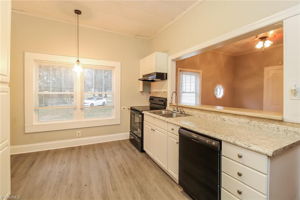 323 Anderson Road Eden, NC 27288 - Photo 6 of 15
