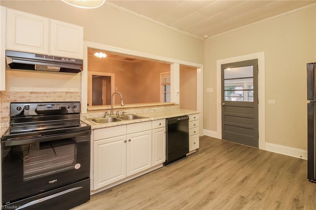 323 Anderson Road Eden, NC 27288 - Photo 8 of 15