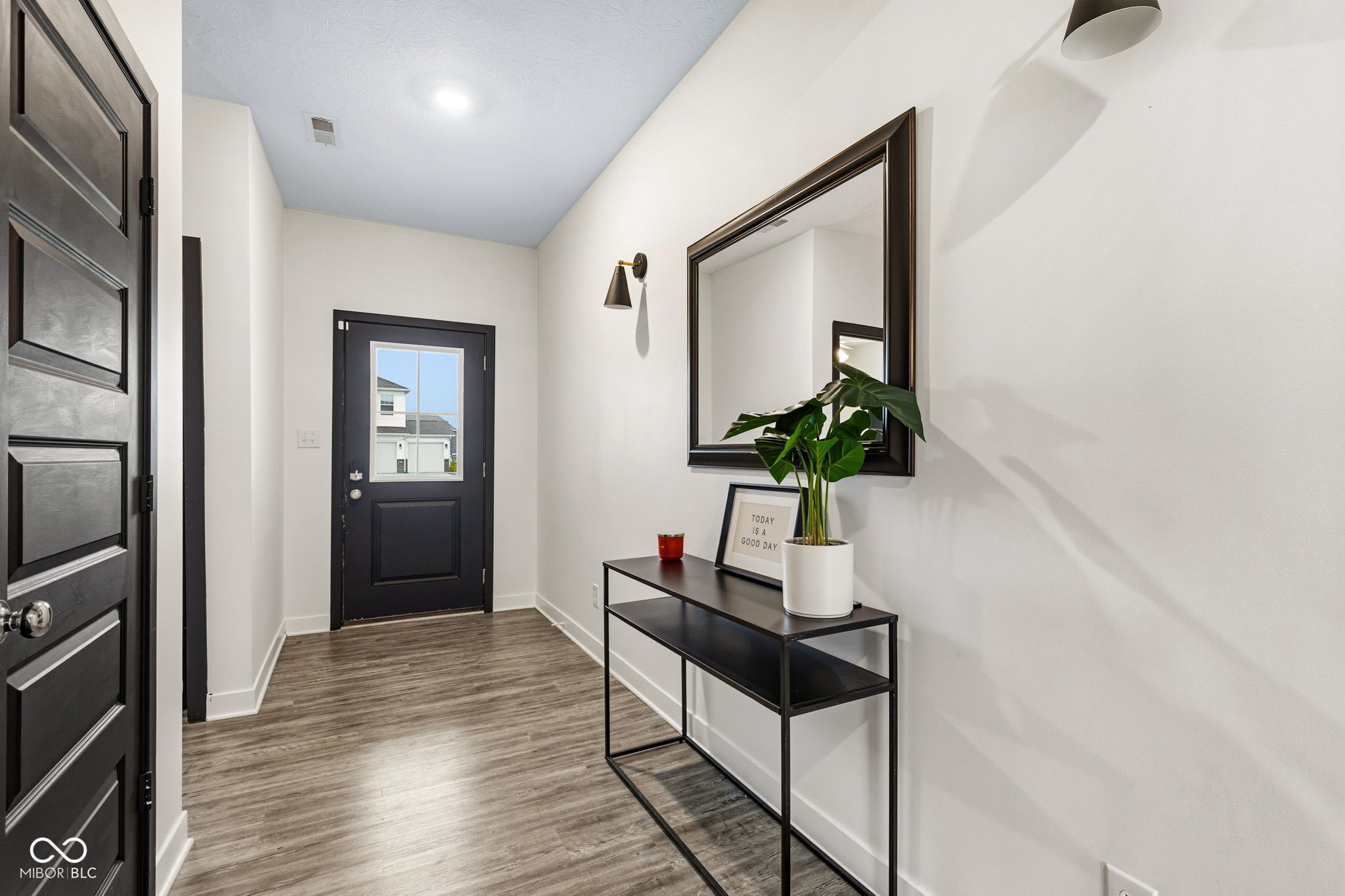 8634 Moyer Place Pendleton, IN 46064 - Photo 3 of 48