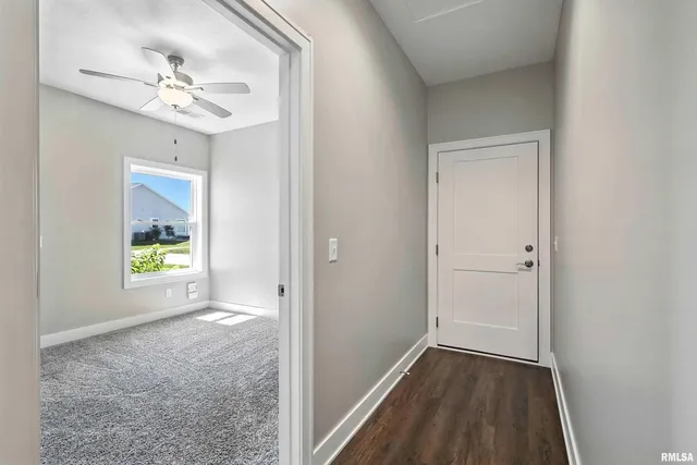 $243,500 | 141 Beacon Harbor Parkway, East Moline, IL 61244