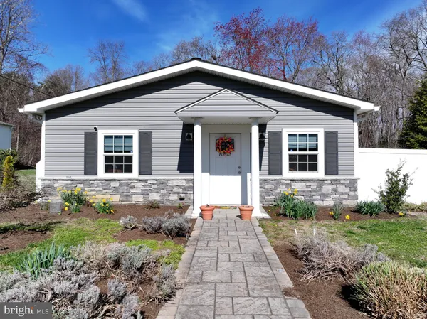 $515,000 | 8203 Forest Glen Drive, Pasadena, MD 21122