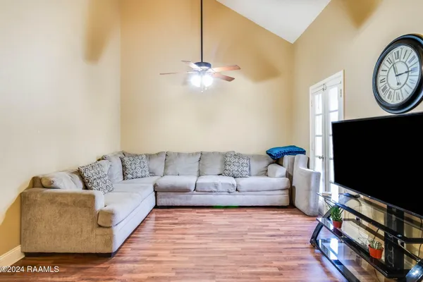 $90,000 | 100 Teal Lane, Unit 21, Lafayette, LA 70507