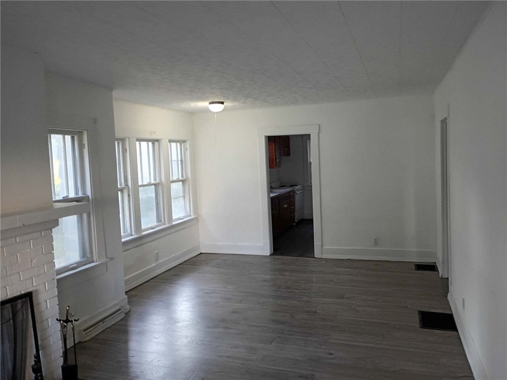 138 South 18th Street Decatur, IL 62521 - Photo 21 of 30 Gallery Image 21
