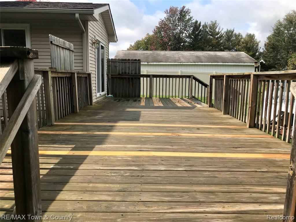 8340 Potter Road Flushing, MI 48433 - Photo 31 of 43