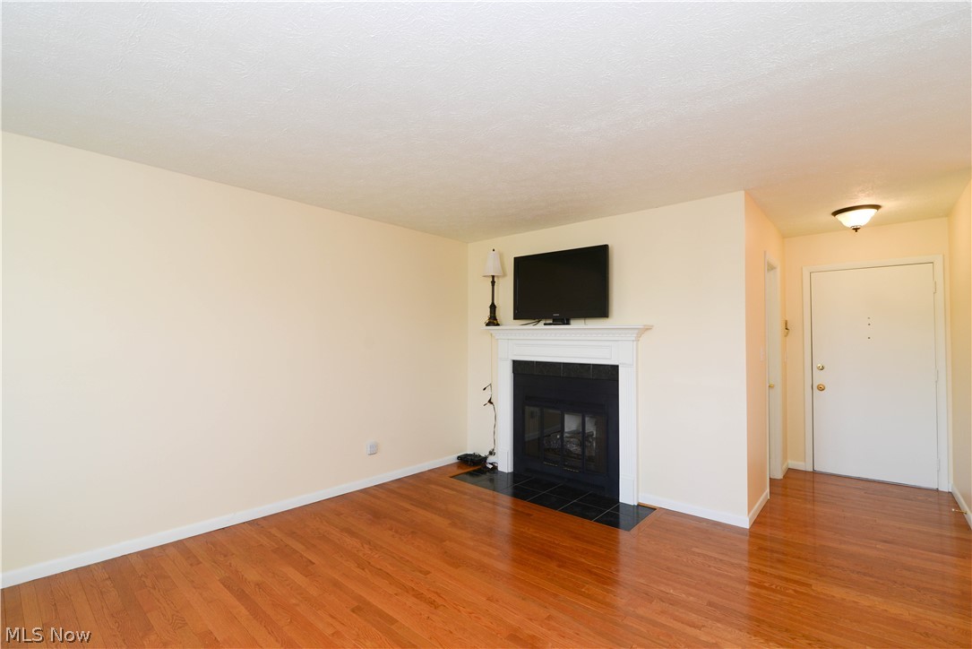 1175 East Calla Road, Unit D231 Youngstown, OH 44514 - Photo 5 of 27 Gallery Image 5