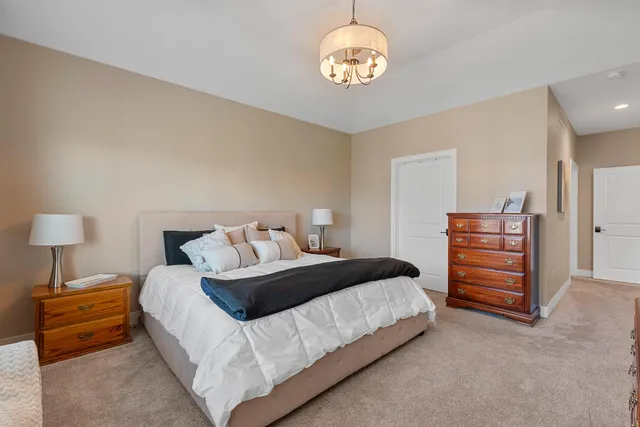 $695,000 | 7908 East Stone Rdg Drive, Lannon, WI 53046