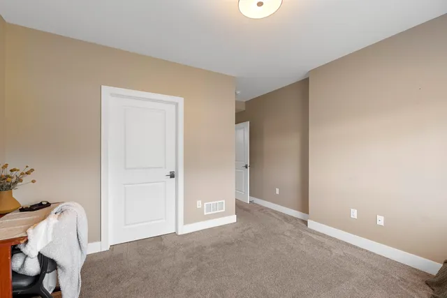 $695,000 | 7908 East Stone Rdg Drive, Lannon, WI 53046