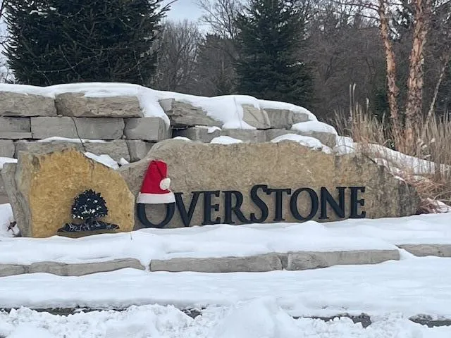 $695,000 | 7908 East Stone Rdg Drive, Lannon, WI 53046