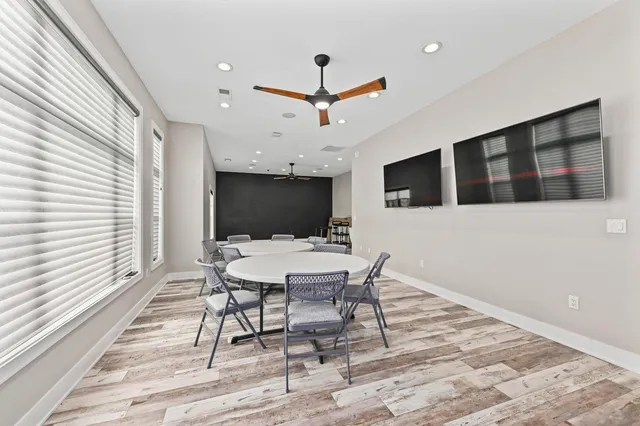 $695,000 | 7908 East Stone Rdg Drive, Lannon, WI 53046