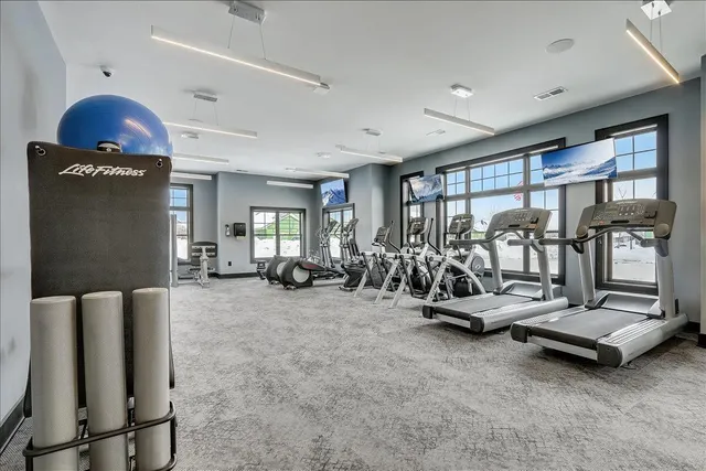 $695,000 | 7908 East Stone Rdg Drive, Lannon, WI 53046