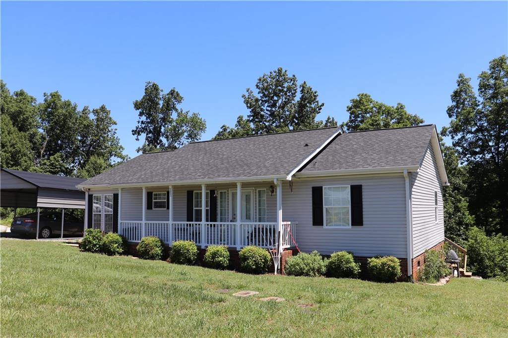 4853 Midway Sand Road Hickory, NC 28601 - Photo 2 of 18 Gallery Image 2