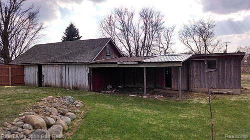 6489 Dryden Road Dryden, MI 48428 - Photo 5 of 14 Dryden - 06.jpg