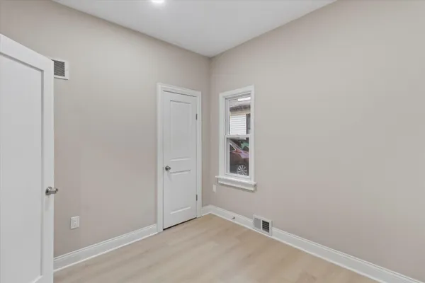 $550,000 | 6800 Auburn Avenue, Unit 6802, Wauwatosa, WI 53213