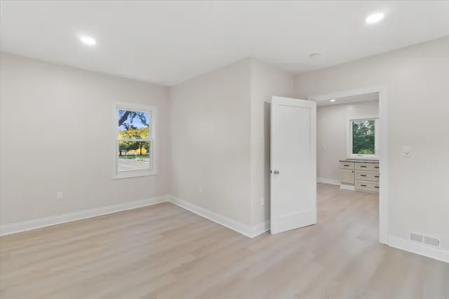 $559,900 | 6800 Auburn Avenue, Unit 6802, Wauwatosa, WI 53213