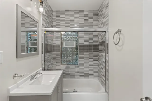 $559,900 | 6800 Auburn Avenue, Unit 6802, Wauwatosa, WI 53213